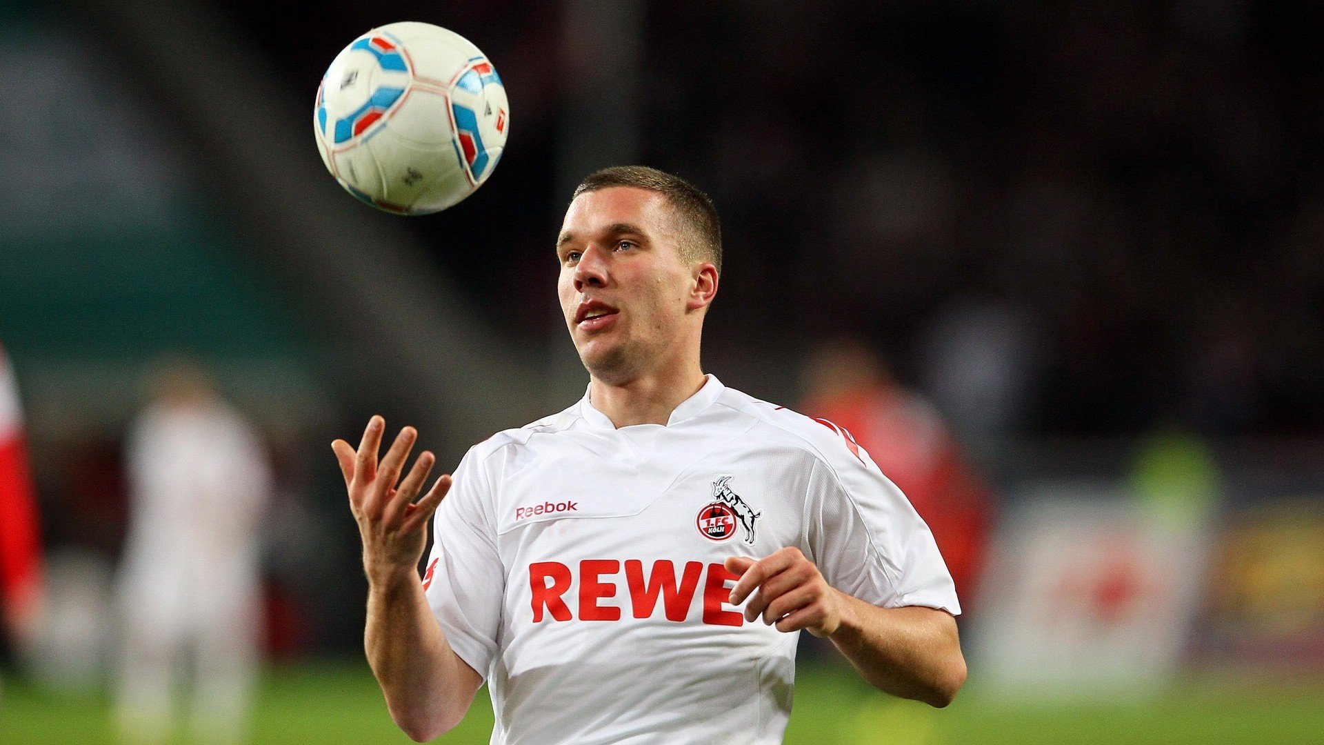 “香港亲子跑步：牛仔3K亲子跑点燃运动与爱”