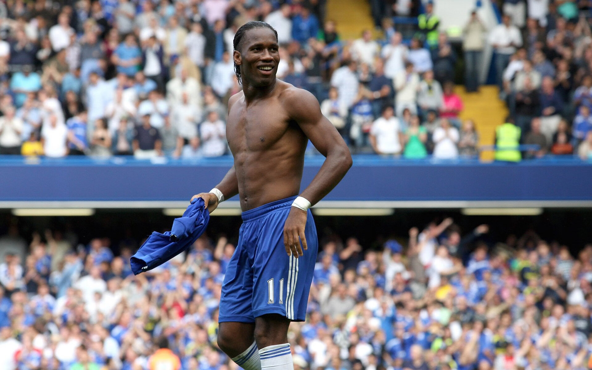 开云体育网站入口-赫塔菲整体移动统一展现团队默契，赫塔菲首发